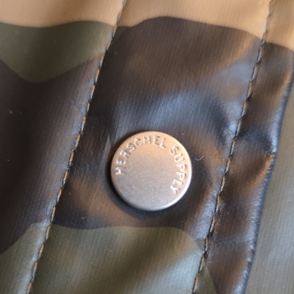 Hershel Camouflage Hooded Raincoat - Picture 7 of 16